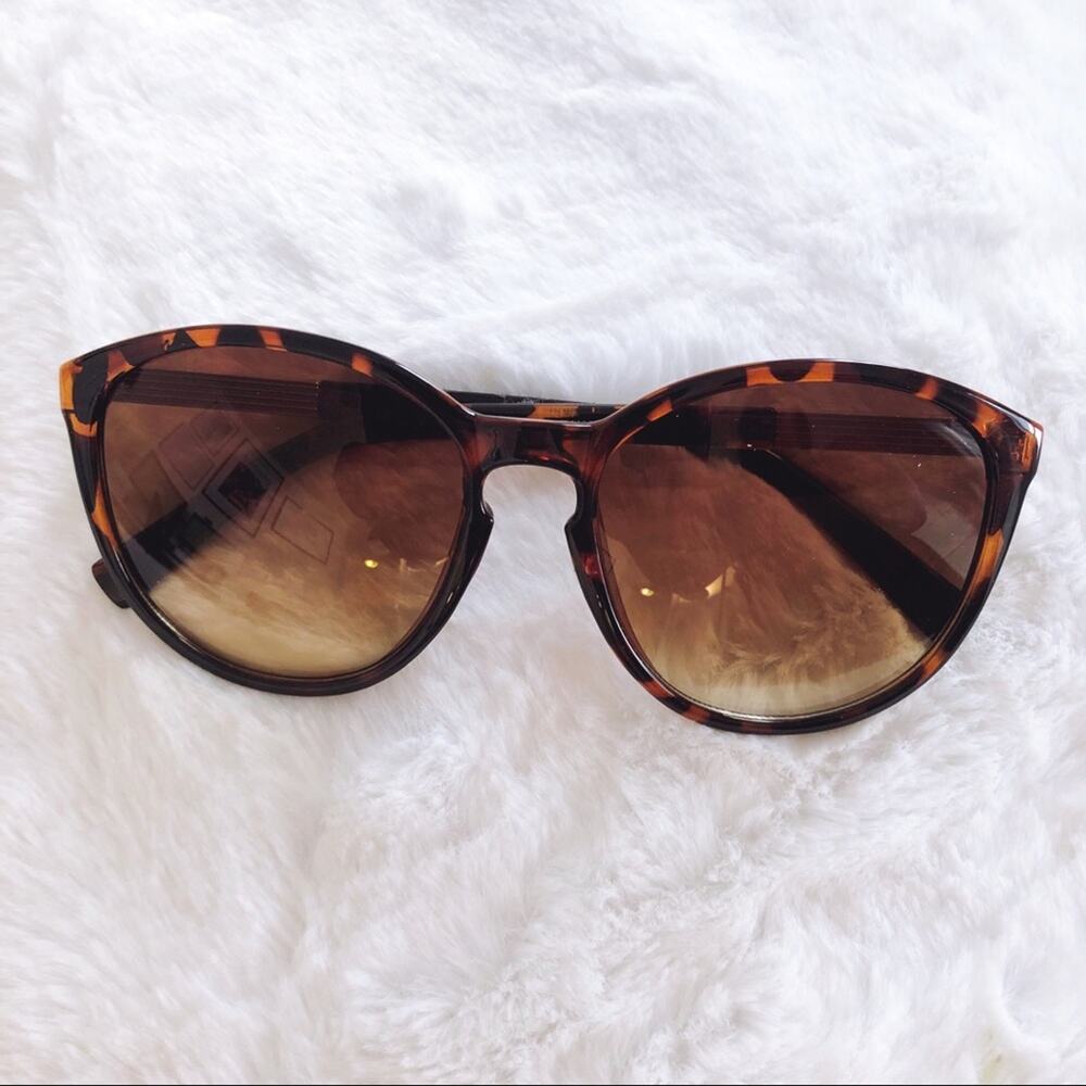 Celia Tortoise Brown Cat Eye Full Rim Sunglasses